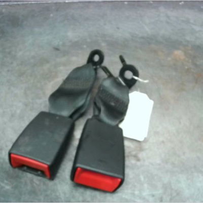 Ancrage ceinture arrière gauche Citroën DS3 (SA_) 1.6 hdi 90 (2009-2015) 3 portes