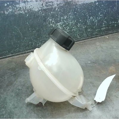 Vase expansion Citroën C3 III (SX) 1.2 puretech 82 (2018) 5 portes