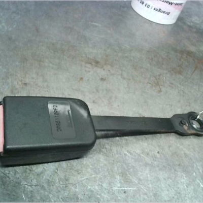 Ancrage ceinture avant droit Peugeot 607 (9D, 9U) 2.2 hdi (2000-2006)