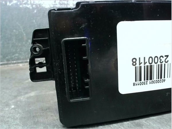 Commande de chauffage Renault MEGANE III 3-5 portes (BZ0-1_, B3_) 1.9 dci (bz0n, bz0j) (2008)
