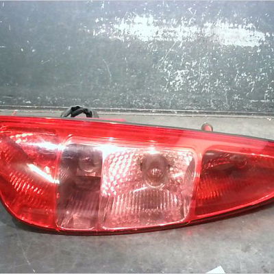 Feu arrière gauche Peugeot 807 (EB_) 2.2 hdi (2002)