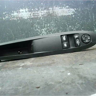 Commande lève-glace porte avant gauche Citroën DS3 (SA_) 1.6 hdi 90 (2009-2015) 3 portes