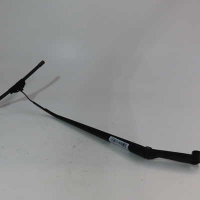 Bras essuie-glace avant droit Suzuki SX4 S-CROSS (JY) 1.6 ddis (akk 416d) (2013)