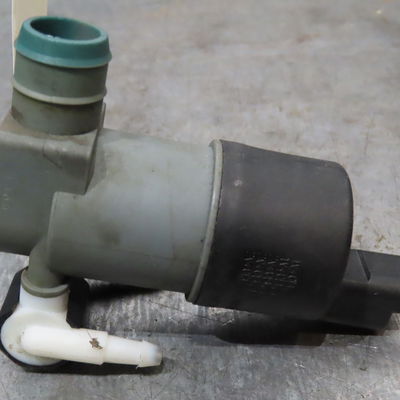 Pompe lave-glace avant Dacia SANDERO 1.5 dci (2010)