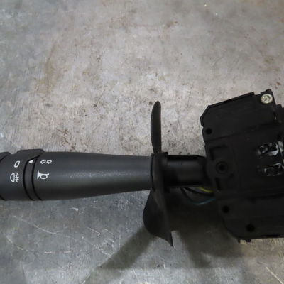 Commande clignotant Dacia SANDERO 1.5 dci (2010)