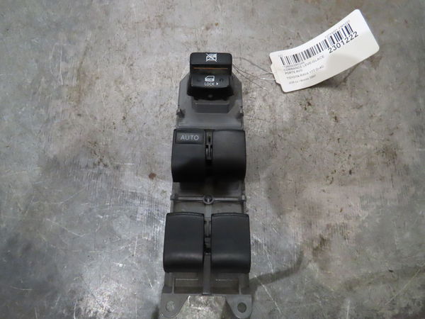 Commande lève-glace porte avant gauche Toyota RAV 4 III (_A3_) 2.2 d 4wd (ala30_) (2006-2012)