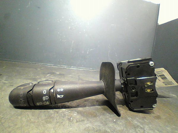 Commande clignotant Renault CLIO II (BB_, CB_) 1.9 dti (b-cb0u) (1999-2005)
