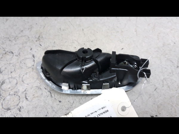 Poignee int porte avg Renault TALISMAN (LP_) 1.6 dci 130 (2015)
