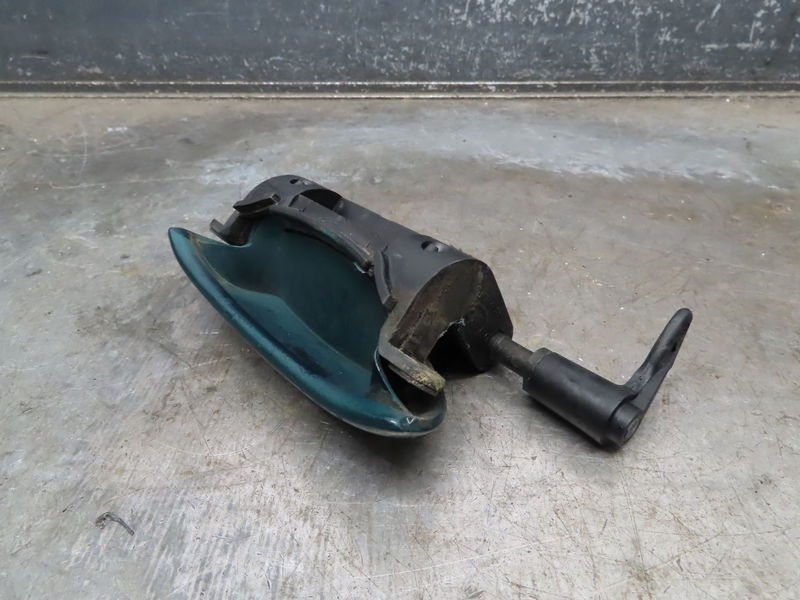Poignee ext porte ard Peugeot 206 3-5 portes (2A-C) 1.4 i (1998-2012) 3 portes