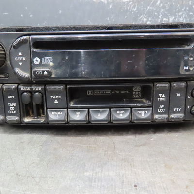 Autoradio Jeep GRAND CHEROKEE II (WJ, WG) 4.0 4x4 (1999-2005)