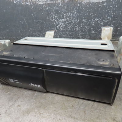 Amplificateur autoradio Jeep GRAND CHEROKEE II (WJ, WG) 4.0 4x4 (1999-2005)