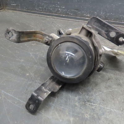 Phare antibrouillard avant droit Kia CEE'D 3-5 portes (ED) 1.6 crdi 115 (2006-2012)
