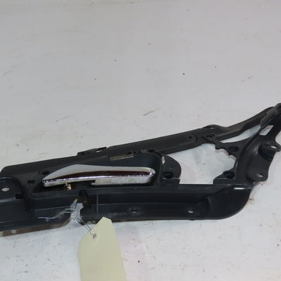 Poignee int porte avg Mercedes-benz CLASSE E (W211) E 220 cdi (211.006) (2002-2008)