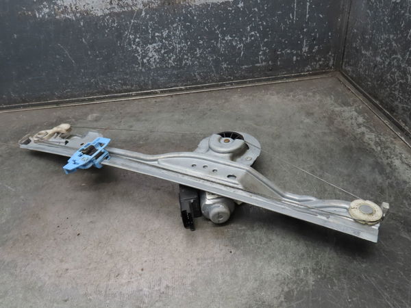 Mecanismemoteur leve-glace avg Renault MODUS - GRAND MODUS (F-JP0_) 1.2 (jp0c, jp0k, fp0c, fp0k, fp0p, jp0p, jp0t) (2004) 5 port