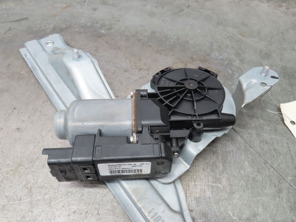 Mecanismemoteur leve-glace avg Renault MODUS - GRAND MODUS (F-JP0_) 1.2 (jp0c, jp0k, fp0c, fp0k, fp0p, jp0p, jp0t) (2004) 5 port