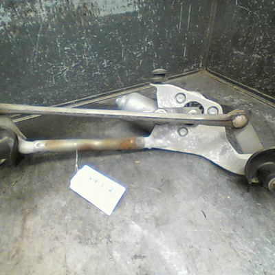 Moteur essuie-glace avant Toyota YARIS (_P9_) 1.4 d-4d (nlp90_) (2005-2012)