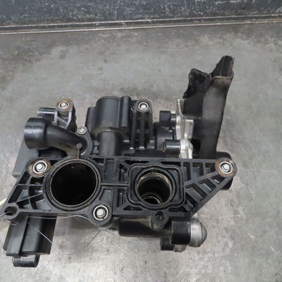 Boitier eau culasse Volkswagen POLO V (6R1, 6C1) 1.8 gti (2014)