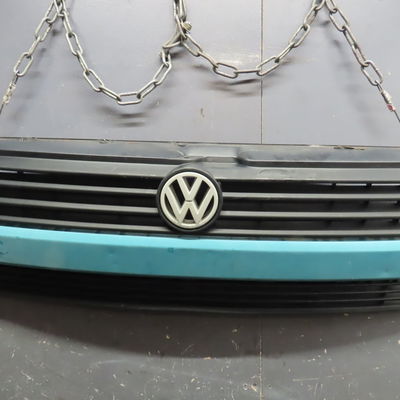 Calandre Volkswagen TRANSPORTER IV Autobus-Autocar (70B, 70C, 7DB, 7DK, 70J, 70K 2.4 d (1990-1998)