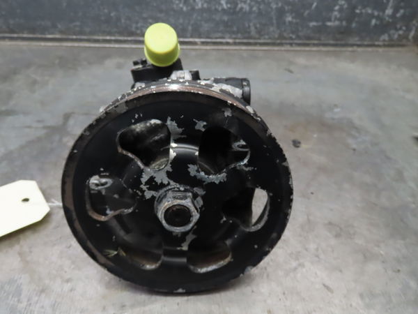 Pompe direction assistee HONDA FR-V