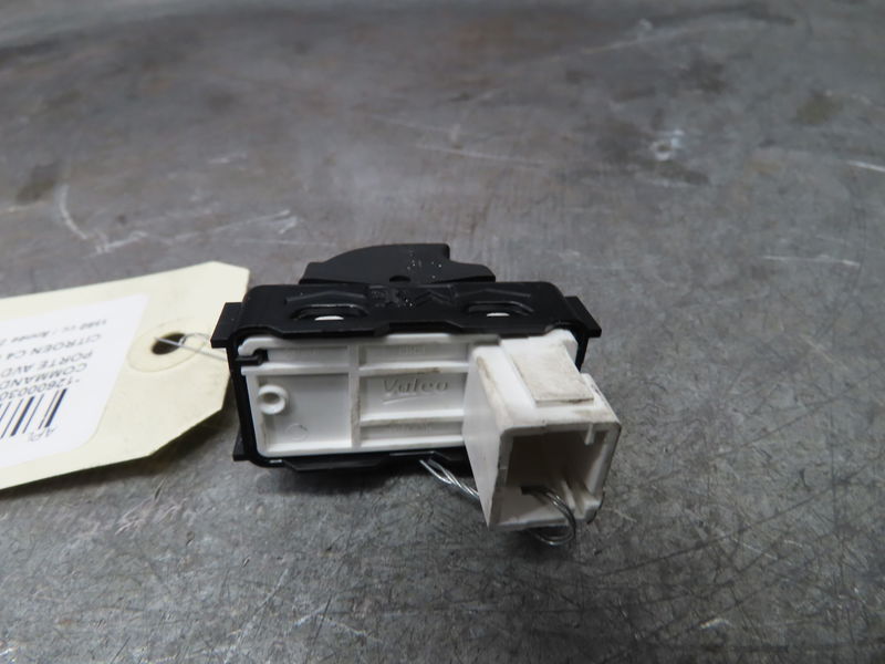 Commande lève-glace porte avant droite CITROEN C4 PICASSO