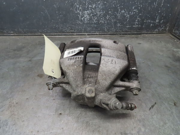 Etrier de frein avant droit PEUGEOT 308