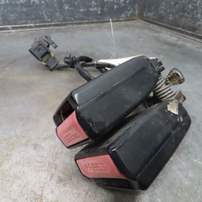Ancrage ceinture arrière droit PEUGEOT 207