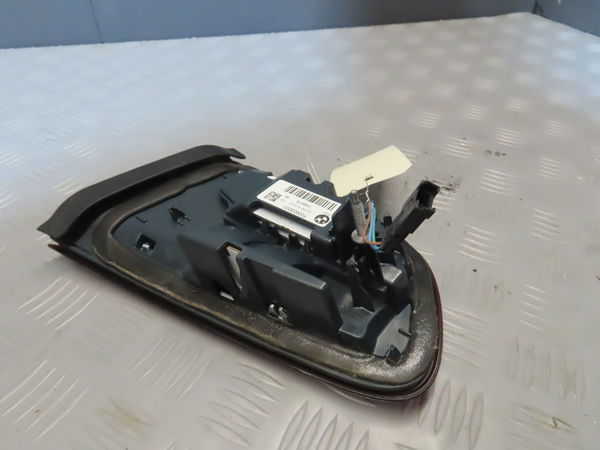 Feu arrière interieur gauche BMW SERIE 1