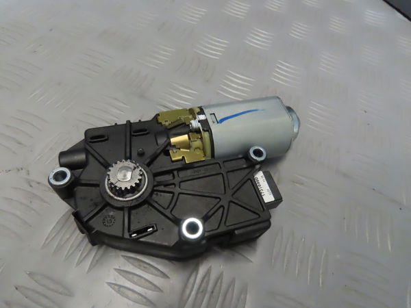 Moteur toit ouvrant BMW SERIE 1