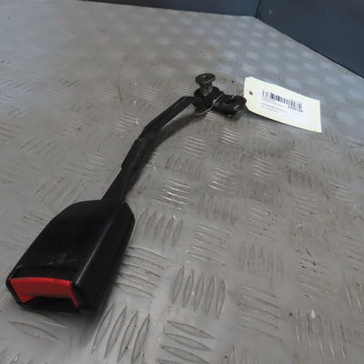 Ancrage ceinture avant droit VOLKSWAGEN NEWBEETLE