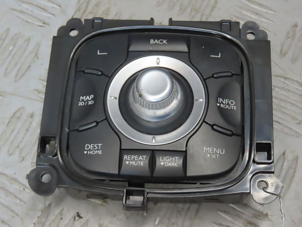 Commande autoradio RENAULT LAGUNA
