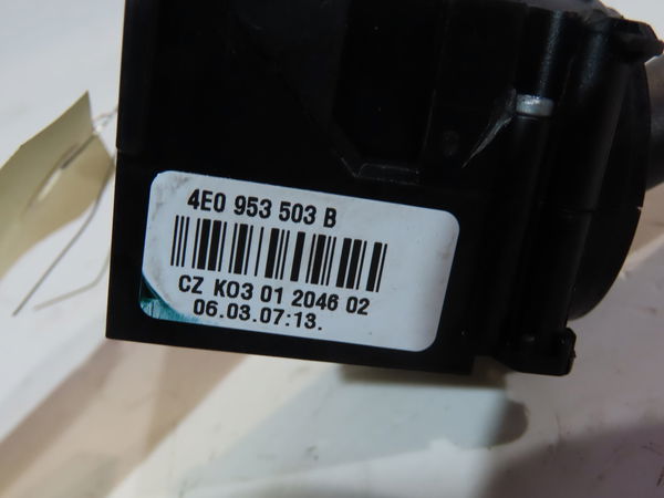 Commande essuie glace Audi A4 B7 (8EC) 1.9 tdi (2004-2008) 4 portes