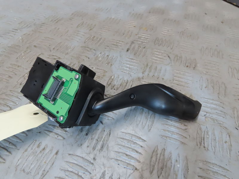 Commande clignotant FORD FOCUS
