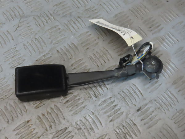 Ancrage ceinture avant gauche RENAULT ARKANA