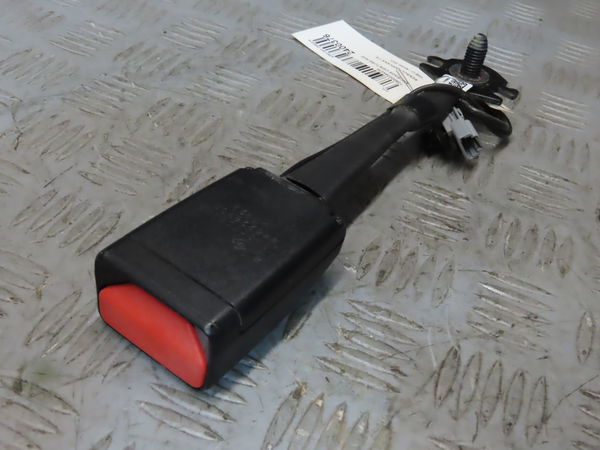 Ancrage ceinture avant gauche RENAULT ARKANA