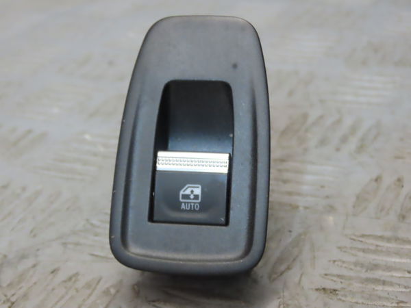 Commande lève-glace porte avant droite RENAULT ARKANA