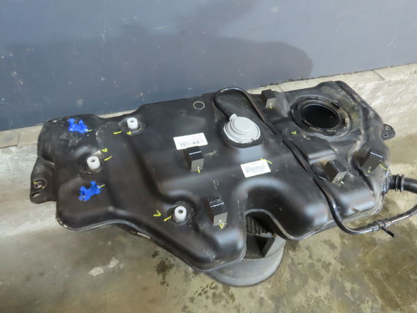 Reservoir carburant RENAULT ARKANA