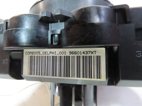 Bloc commodos Citroën C3 I (FC_, FN_) 1.4 hdi (2003-2011) 5 portes