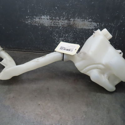 Reservoir lave-glace avant PEUGEOT 207