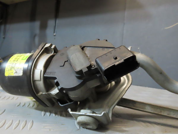 Moteur essuie-glace avant RENAULT CLIO