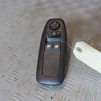 Commande lève-glace porte avant gauche PEUGEOT 208
