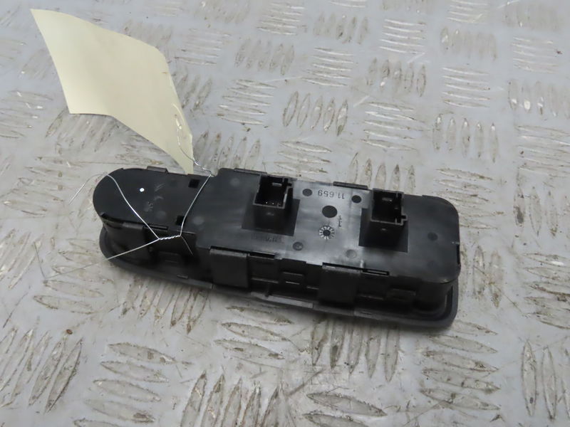 Commande lève-glace porte avant gauche CITROEN C4 PICASSO