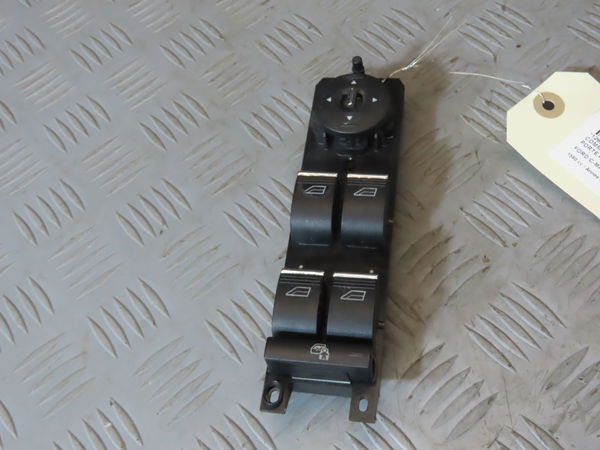 Commande lève-glace porte avant gauche FORD C-MAX