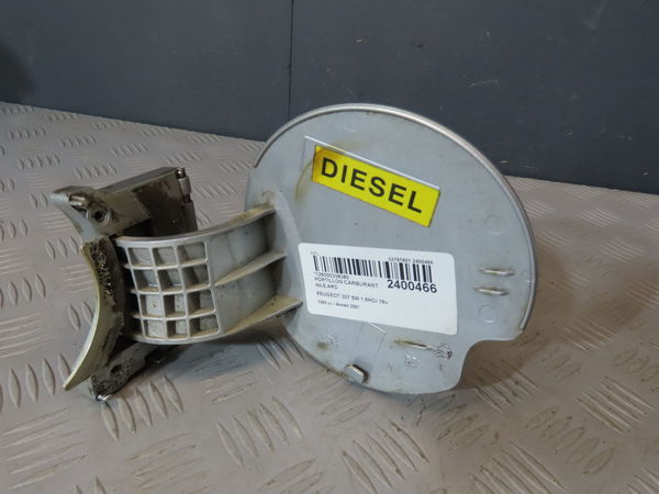 Portillon carburant aile ard PEUGEOT 307 SW