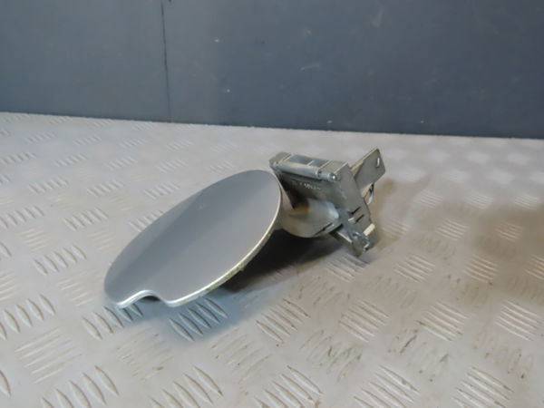 Portillon carburant aile ard PEUGEOT 307 SW