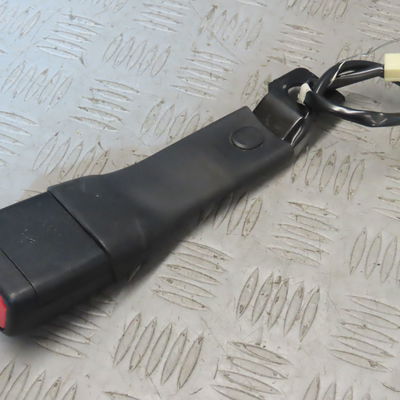 Ancrage ceinture avant droit SUZUKI SWIFT