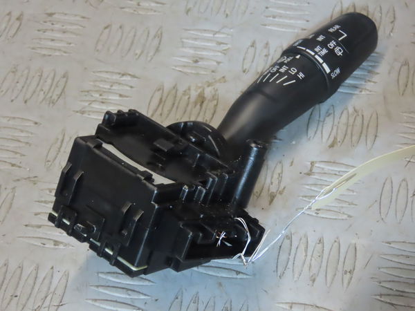 Commande essuie glace SUZUKI SWIFT