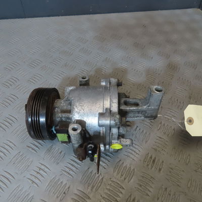 Compresseur air conditionne SUZUKI SWIFT
