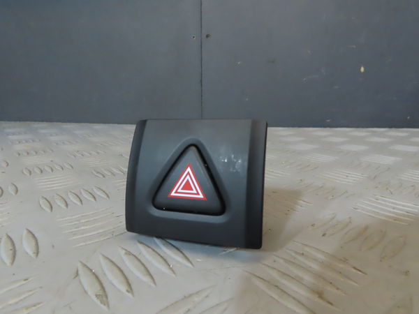 Bouton de warning HYUNDAI KONA