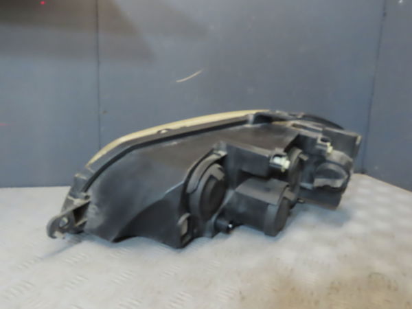 Phare droit FIAT PUNTO