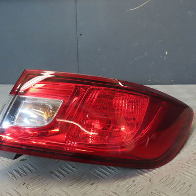 Feu arrière droit RENAULT CLIO